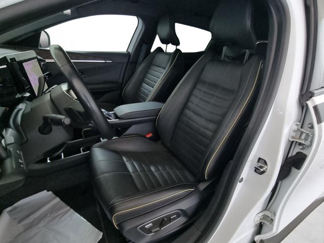Car gallery image