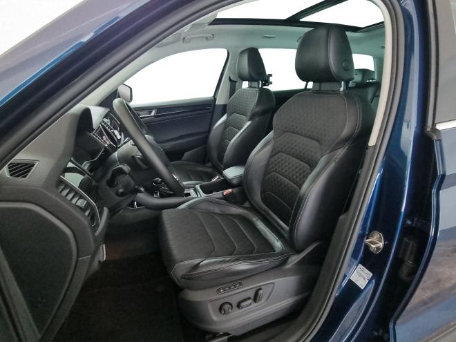Car gallery image
