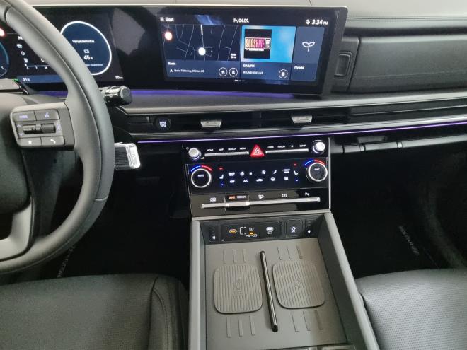 Car gallery image