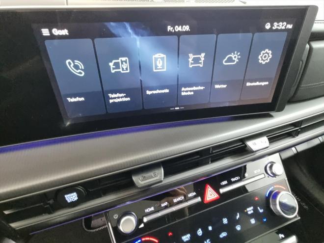 Car gallery image