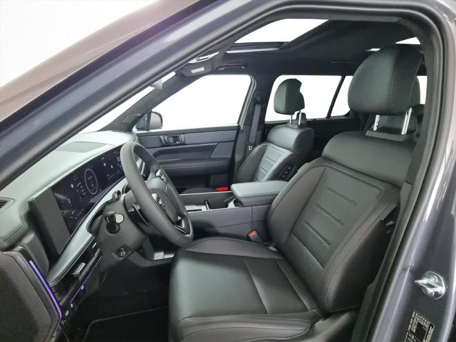 Car gallery image