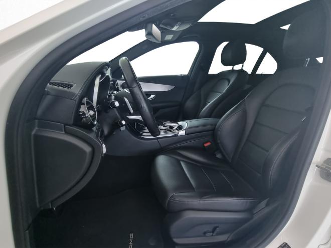 Car gallery image