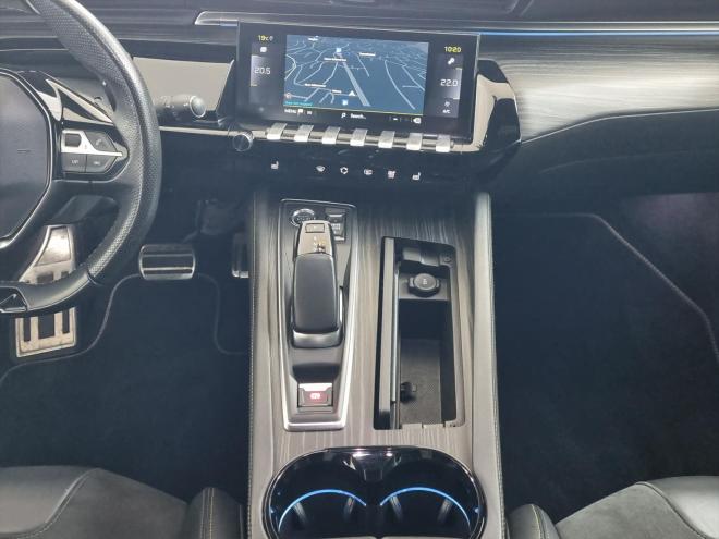 Car gallery image