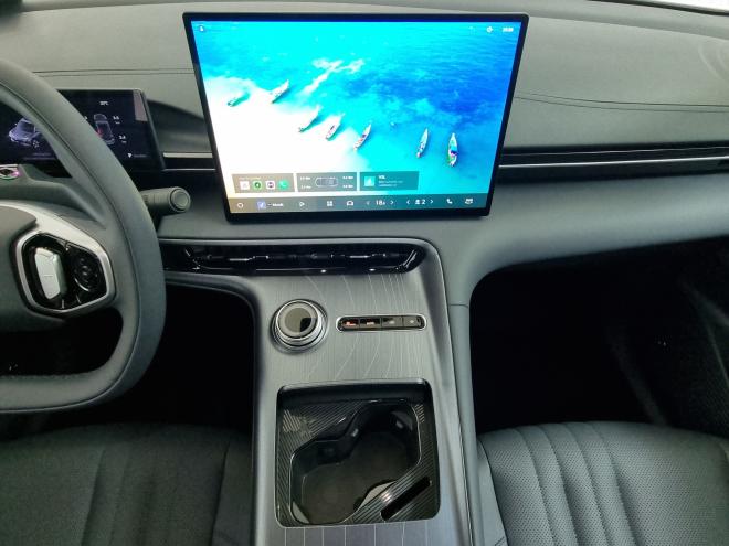 Car gallery image