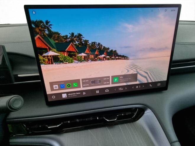 Car gallery image