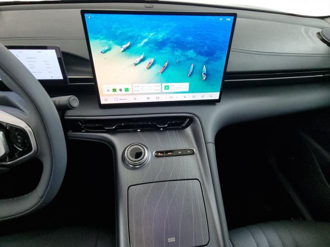 Car gallery image