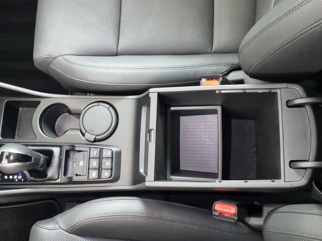 Car gallery image