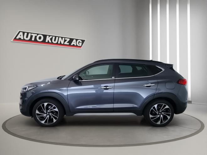 Car gallery image