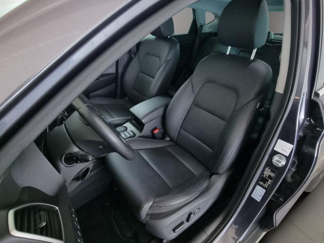 Car gallery image
