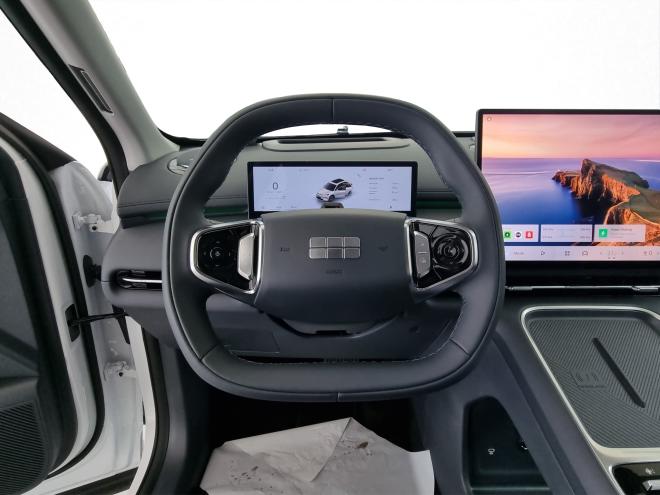 Car gallery image