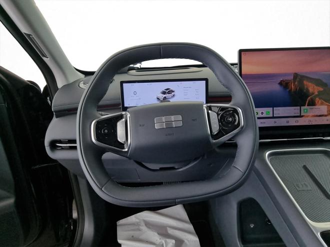 Car gallery image