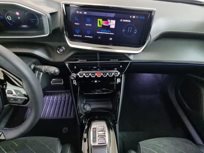 Car gallery image