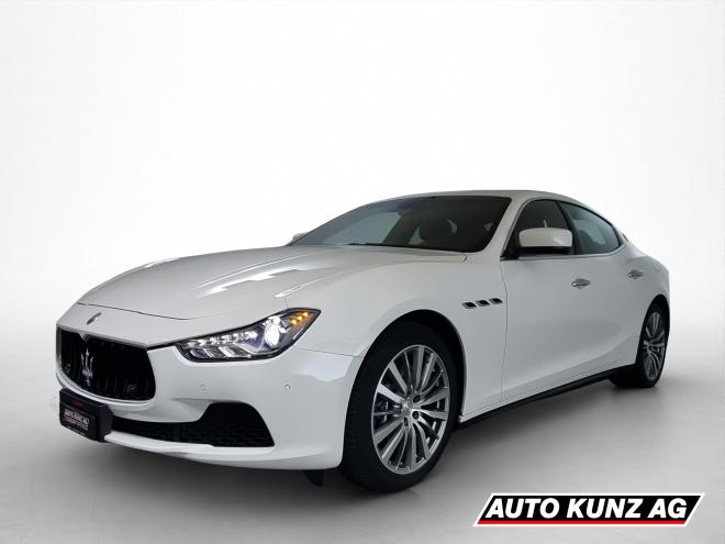 Car gallery image
