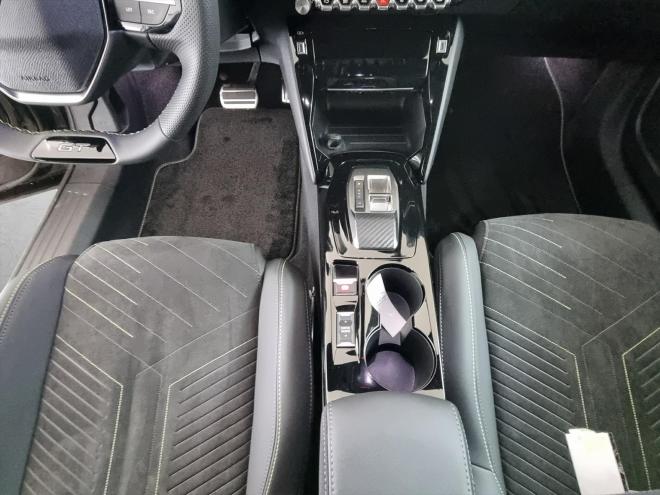 Car gallery image