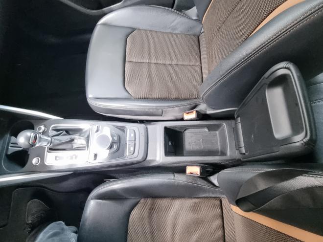 Car gallery image