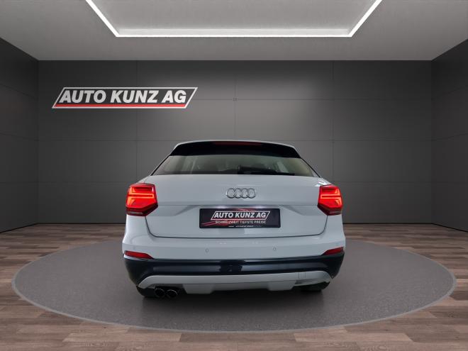 Car gallery image