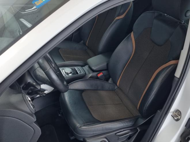 Car gallery image