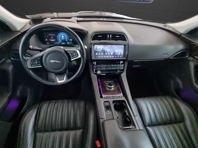 Car gallery image