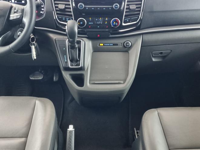 Car gallery image