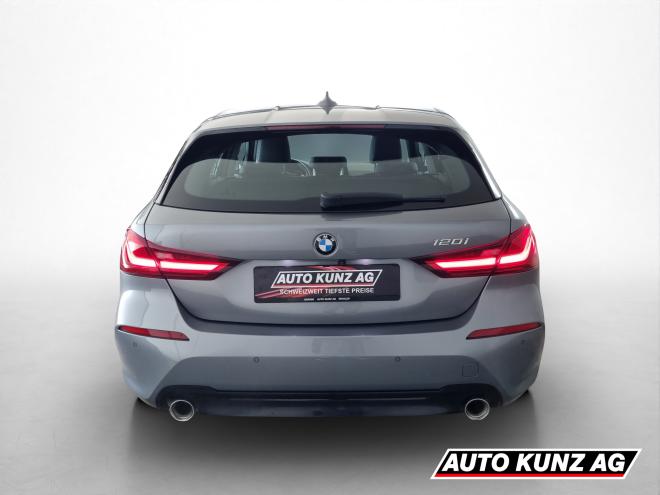 Car gallery image