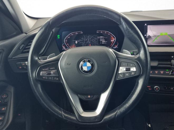 Car gallery image