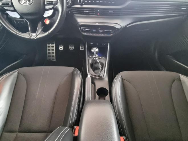 Car gallery image