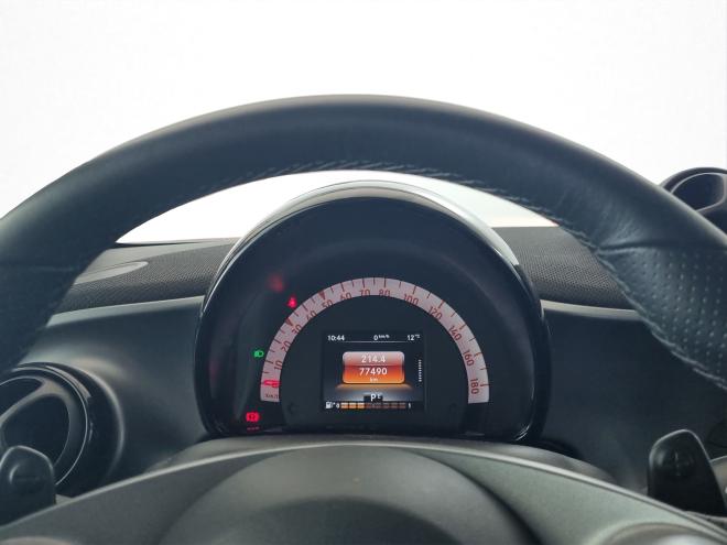 Car gallery image